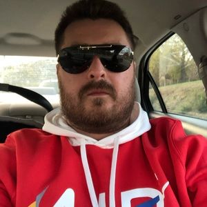 Meet your Posher, Robert